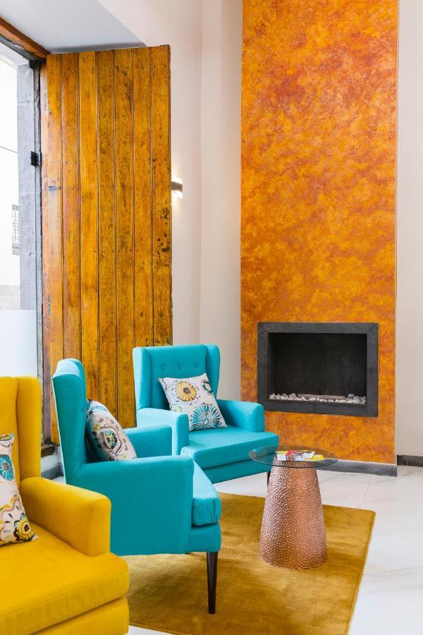 Sacha Centric, Hotel 3*